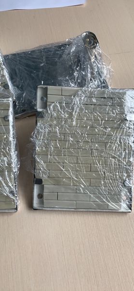 Керамический ленточный плоский нагреватель в корпусе. 00212 фото